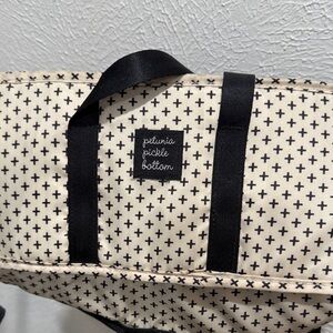 Petunia Pickle Bottom Cream and Black Stroller Accessory